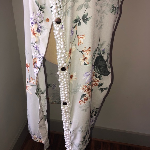 Kimono - Picture 2 of 3